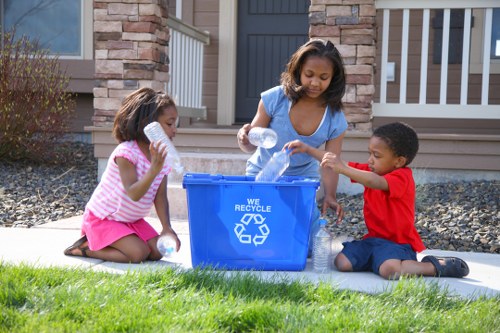 Efficient garden cleanup services in Holborn