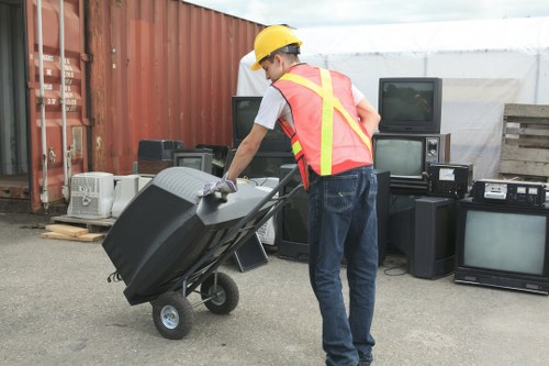 Different types of skips available for hire